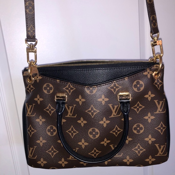 louis vuitton pallas crossbody